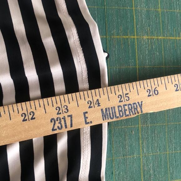 Dusak size XL black white Floral Dots sleeveless V Neck top Stretchy Babydoll - Picture 6 of 6